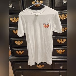 RipNDip Women's medium fitted t shirt. New without tags!